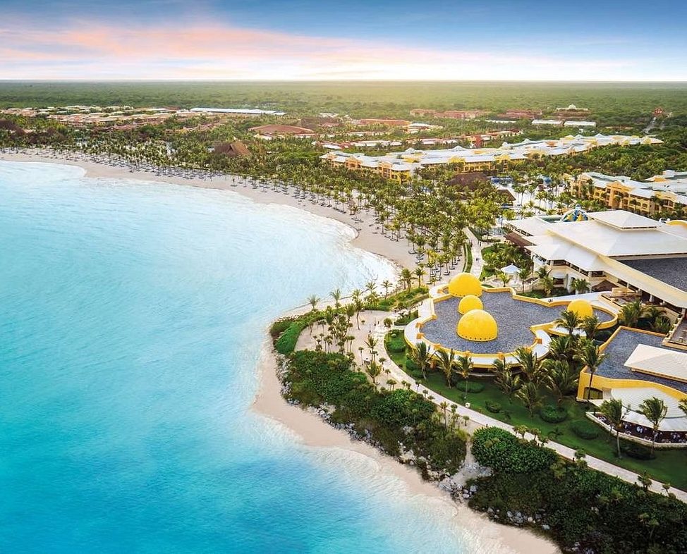 Barceló Maya Palace aerial view